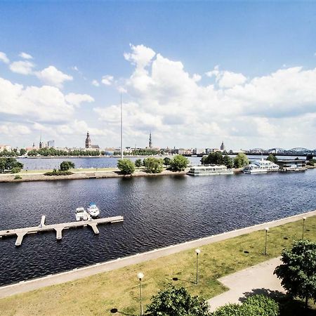 Winwinstay Superior Apartment By River Daugava Riga Luaran gambar