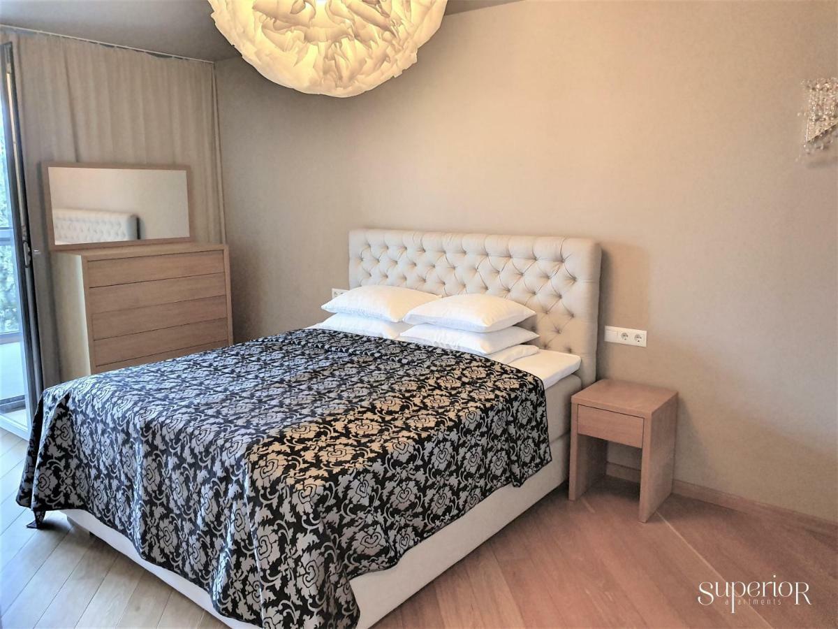Winwinstay Superior Apartment By River Daugava Riga Luaran gambar
