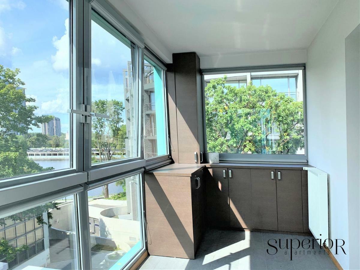 Winwinstay Superior Apartment By River Daugava Riga Luaran gambar